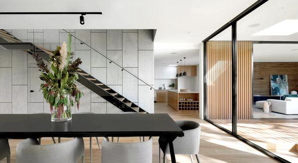 Avant Doors