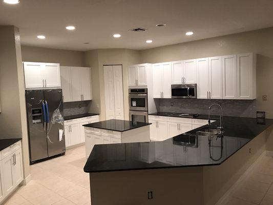 MCK Closets & Flooring