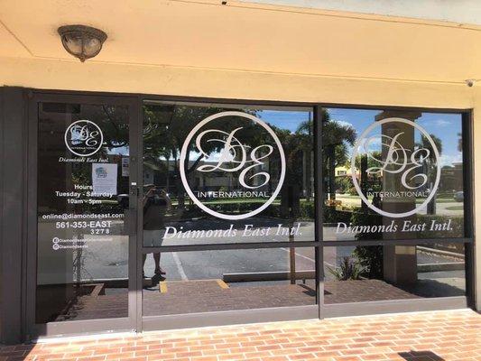 561 Signs & Printings