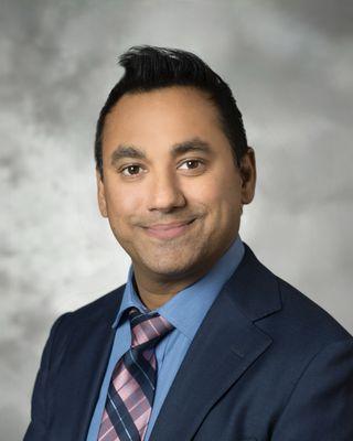 Venkat Ganapathy, MD, FRCS(C), FAAOS