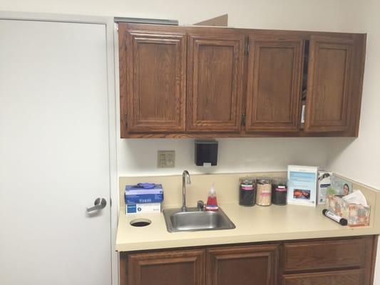 Su Clinica Medical Group: Jose de la Llana, MD