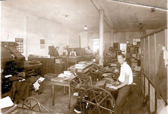 Gibson Graphics Printing & Sign Painting