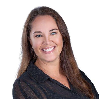 Amber Vorhies - Ennoble Realty