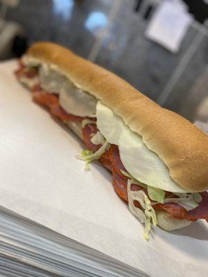 H & M Pizza & Giant Grinder Shop