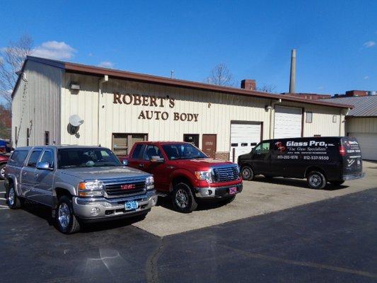 Roberts Auto Body