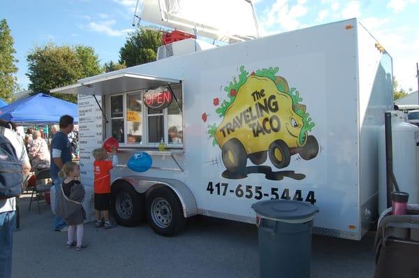 Nice Mobile Kitchen!!