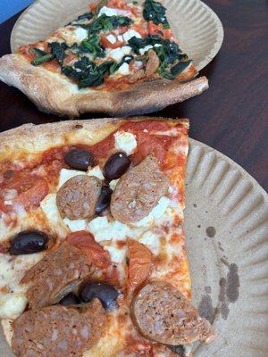 Feta pizzas