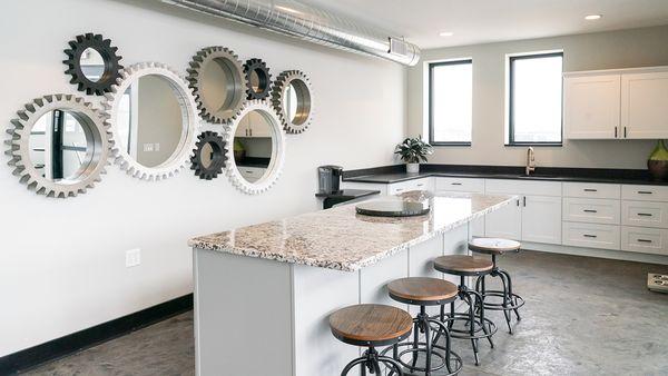 Exquisite Stone offers many different things! From affordable granite tops to high-end marble and low-maintenance quartz - we...