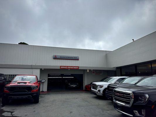 Daly City Mitsubishi