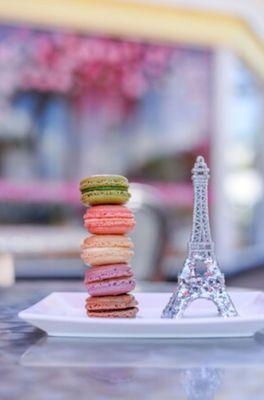 Le Macaron French Pastries