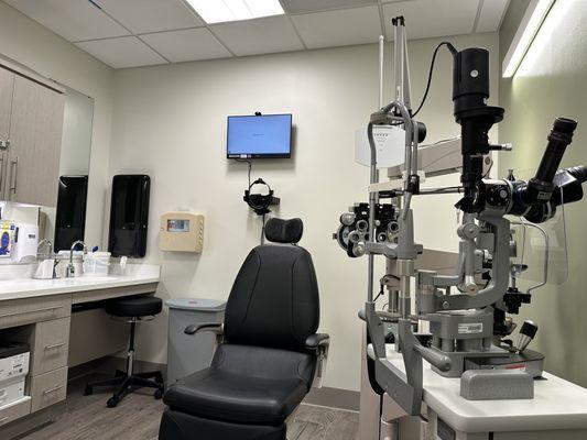 Ernest E Tschannen Eye Institute