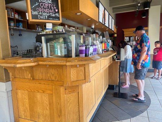 The Coffee Bean & Tea Leaf