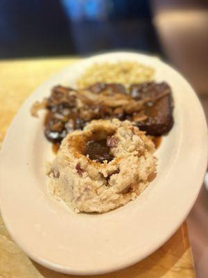 Famous Factory Meatloaf