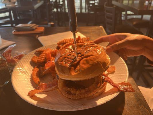 Old Detroit Bar & Grille