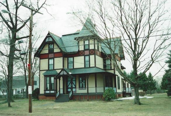 L A Converse Painting