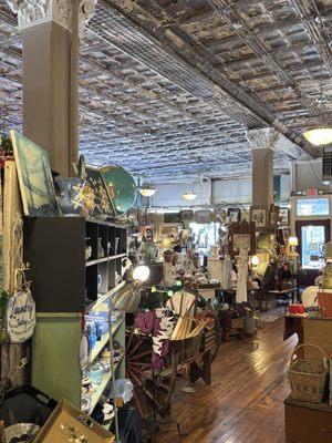 Farm Girl Art & Antiques