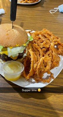Homemade burger & onion rings