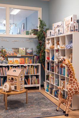 Ink & Ivy Book Boutique