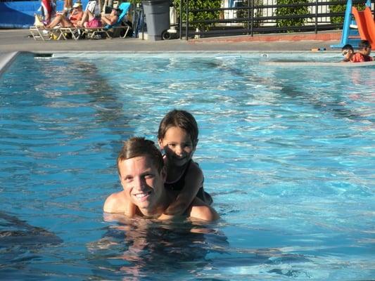 MerMade Aquatics School