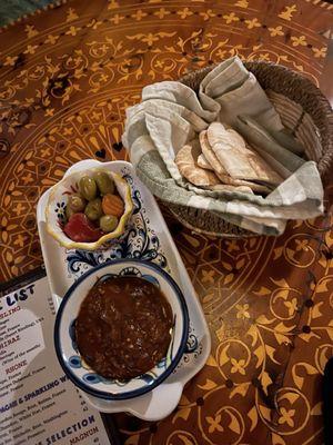 Moun Of Tunis Restaurant