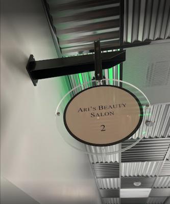 Ari’s Beauty Salon