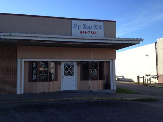 Tip Top Nails