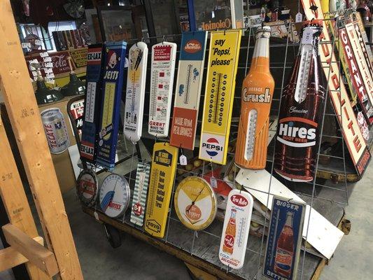 Gasoline Hill & Antiques