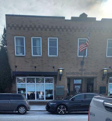 Outside the municipal building