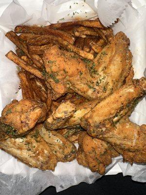 Best chicken wings I ever had in New York (I'm from Baltimore)