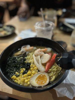 Seafood ramen