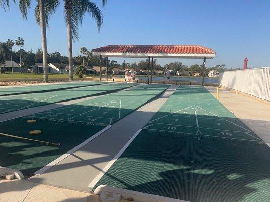 Sabal Springs Golf & Racquet Club