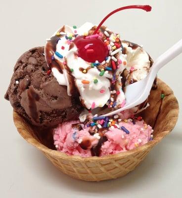 Cazuelita - choose three fun flavors for this special sundae.