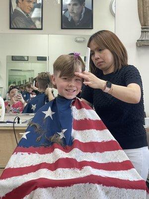 Quantico Center Barber Shop