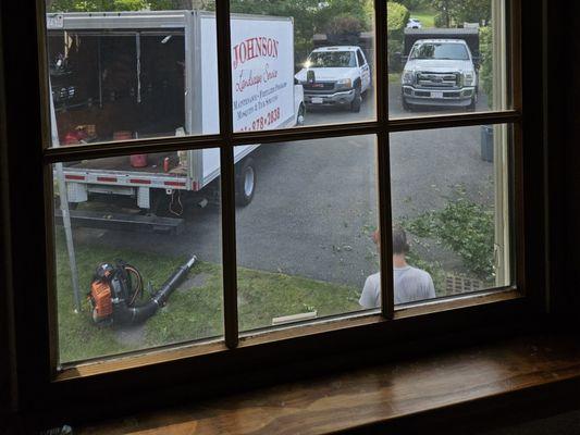 Johnson Landscape Service Inc