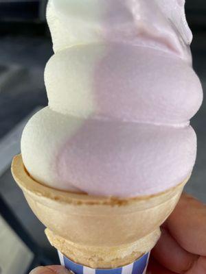 Swirl - raspberry & vanilla YUMMY