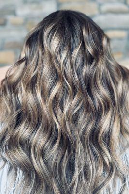Jessica Salon 39