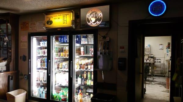 Ice cold beer, can or bottle. 12, 16, and 24 oz available for sale