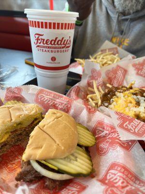 Freddy's Frozen Custard & Steakburgers