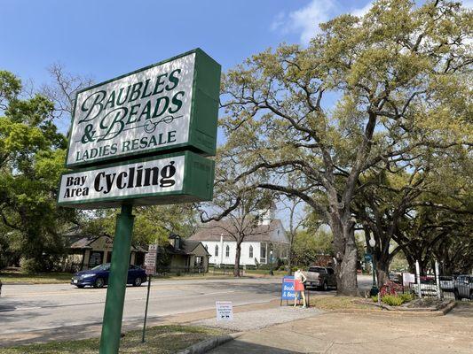 Baubles & Beads Resale