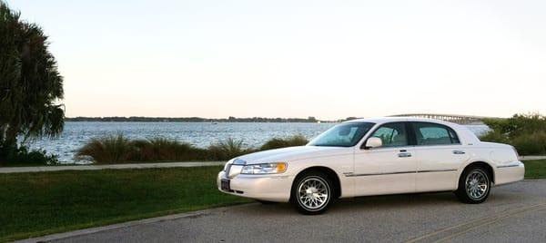 Ashley Executive Towncar Services