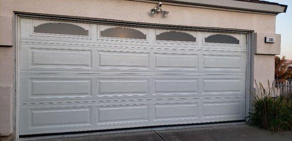 Lion's Garage Doors and Gates
