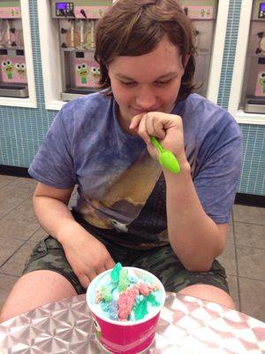 sweetFrog Premium Frozen Yogurt