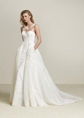 Pronovias illusion neck line with lace over lay