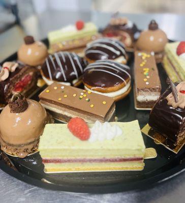 Baklava And Biscotti Bakery