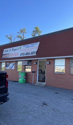 Mike & Roger's Auto Center
