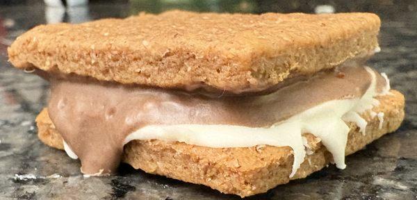 Pineapple Paws Bakery