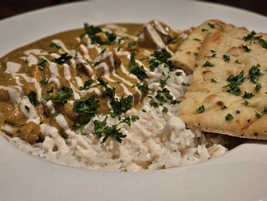 Chicken Curry with garlic Naan bread