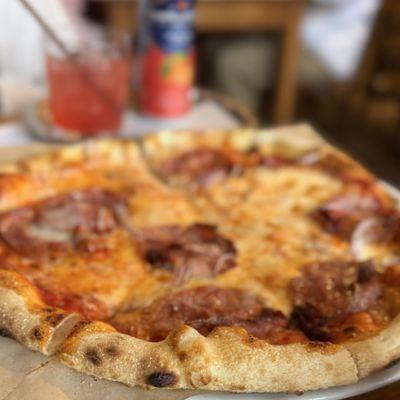 Salumi pizza