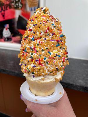 Cone with crunchy coating
