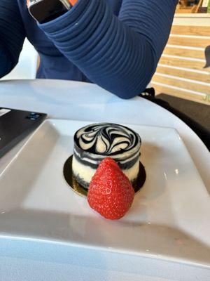 Black sesame cheesecake